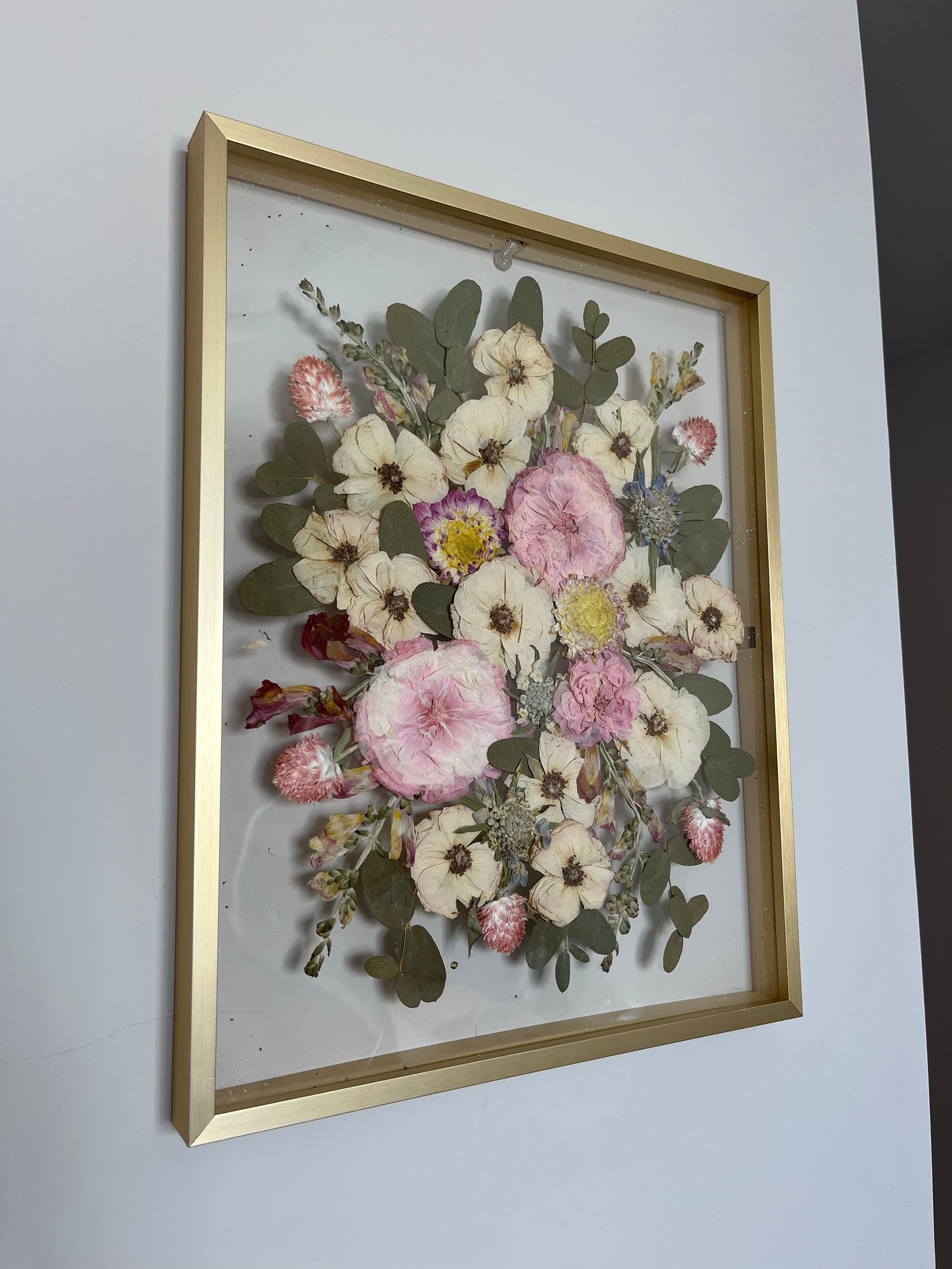 Preserved flowers from Lura's etsy review