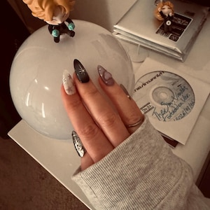 Elena added a photo of their purchase