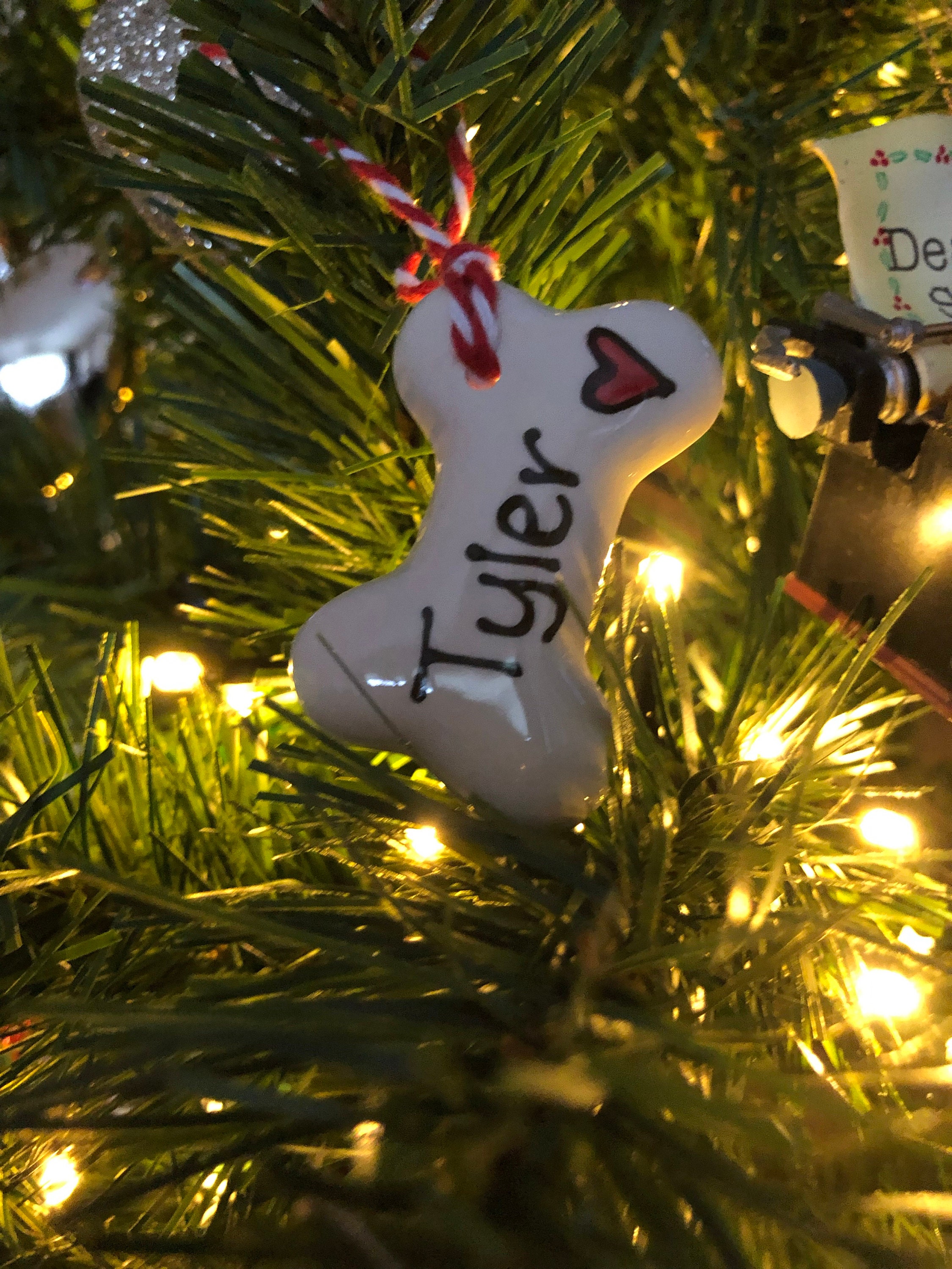 Dog Christmas decoration, personalised Christmas decoration, dog bone hanging decoration, personalised ceramic bone, gift for dogs, Xmas dog