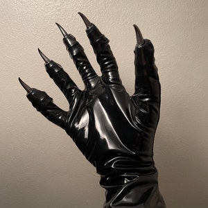 sharp claw gloves
