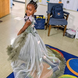 Shamari added a photo of their purchase
