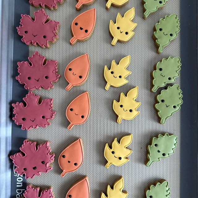 Aoibox Fall Thanksgiving Cookie Cutters Set - 7Pcs Stainless Steel Autumn Themed Shapes For Baking, Includes Turkey, Pumpkin, Maple Leaf,Oak Leaf,etc