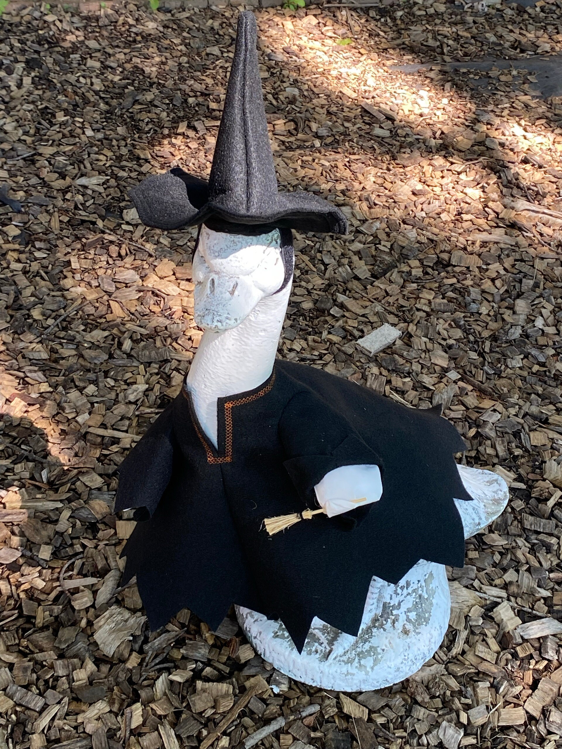 Porch Goose Clothes - A Real Witch Outfit "with Broom" in Black Felt for 23 to 25 inch Plastic or Concrete Lawn Goose - Handmade by Me