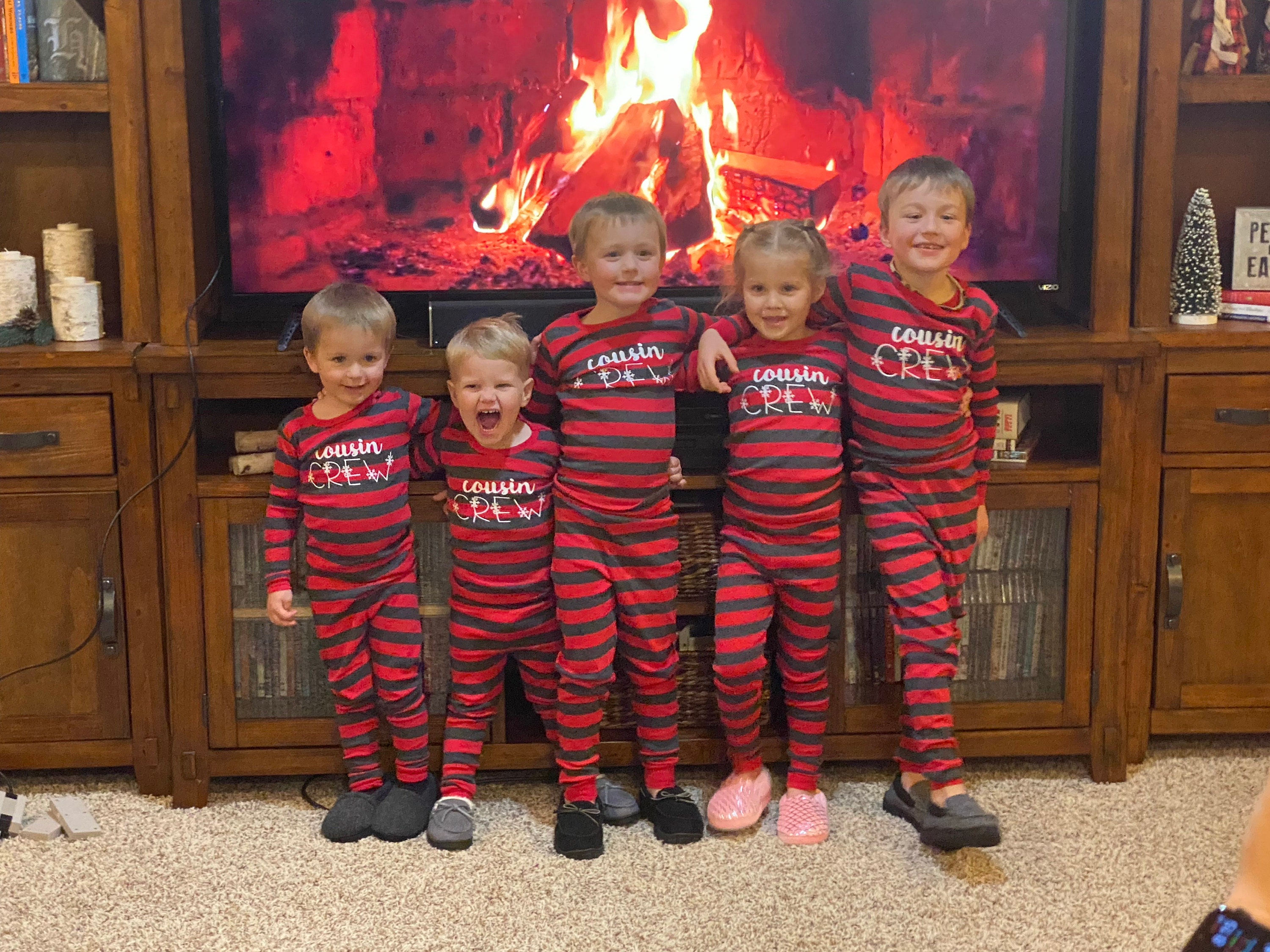 Cousin Crew Christmas Pajamas, Snowflake Cousin Matching Pajamas Family Boy Toddler Girl Trendy Baby Xmas Cousins Family Reunion Cousin Gift