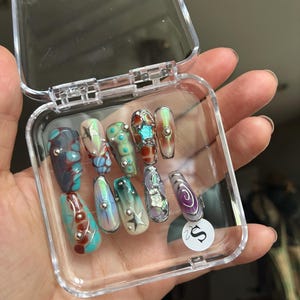 Isabelle added a photo of their purchase