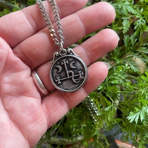 Alice added a photo of their purchase