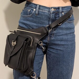 Woman leather Belt Pouch bag, bike belt bag, Hip Bag, utility belt
