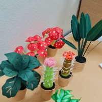 Venus Flytrap Printable Papercraft Template DIY Rolled - Etsy Canada