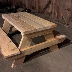 Outdoor table "Linden" DIY plan