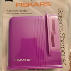 Fiskars 339950-1002 4-claw Weeder, 39 Inch | Meses Sin Interés - Foto 3