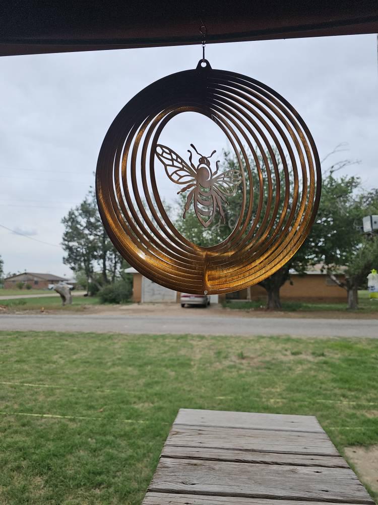 Honey bee metal art wind spinner, honey bee decor, gift for gardener, garden decorations, honey bee garden accent