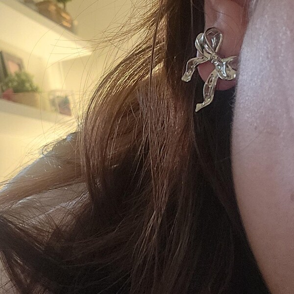 Bow Stud Earrings - Silver
