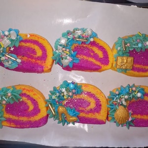 Alisia added a photo of their purchase