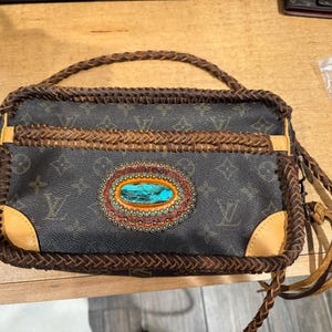 Krisi added a photo of their purchase