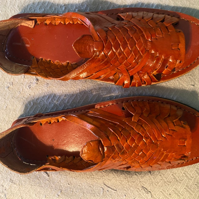 Mexican dad deals sandals