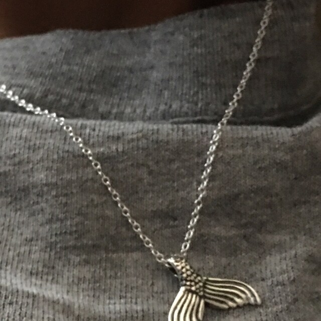 Collana con ciondolo coda di pesce sirena con zirconi colorati Boho per Collana con ciondolo coda di pesce sirena con zirconi colorati Boho per