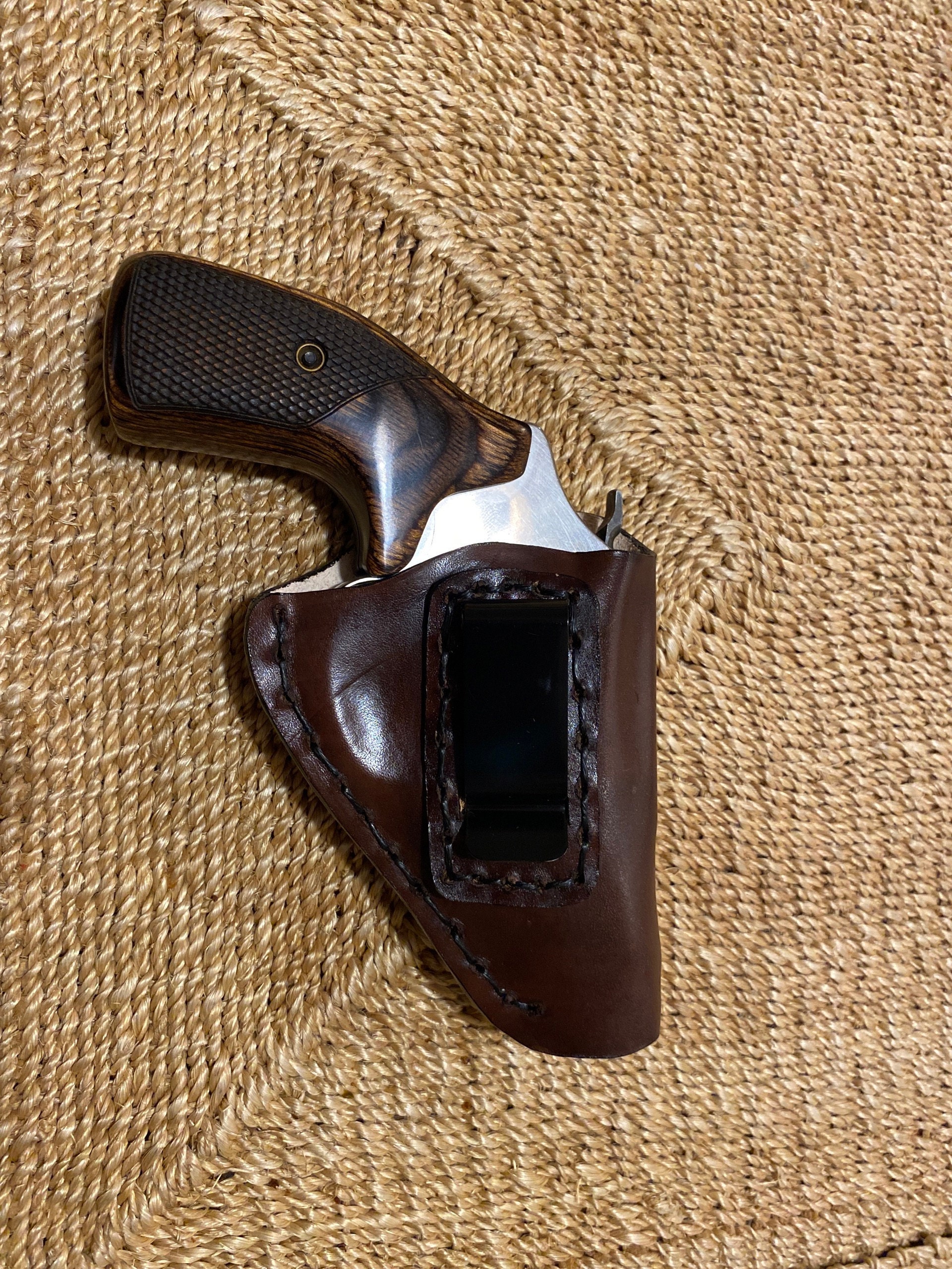 Smith & Wesson Leather Holster, J Frame Brown Concealed or Open Carry with Belt Clip, Right or Left Handed