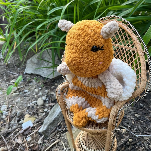 Benji the Bee Crochet Pattern, Crochet Snuggler - Etsy