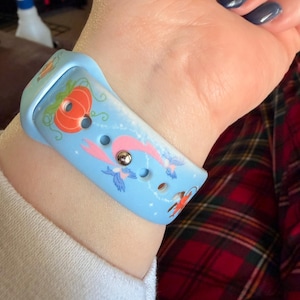 Larissa added a photo of their purchase