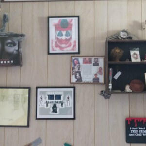 ジョン・ウェイン・ゲイシー - ピエロ・ポゴ・連続殺人犯・ダーク