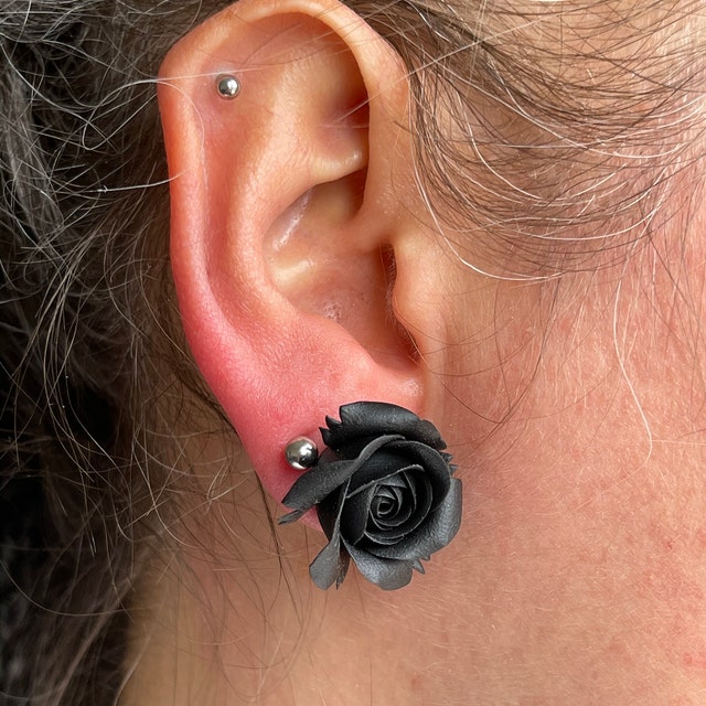Black Rose Ear Plug Black Flower Ear Gauge Gothic Wedding Plug and Tunnels  8g 6g 4g 2g 0g 00g Plug Earrings Halloween Ear Stretcher Taper 