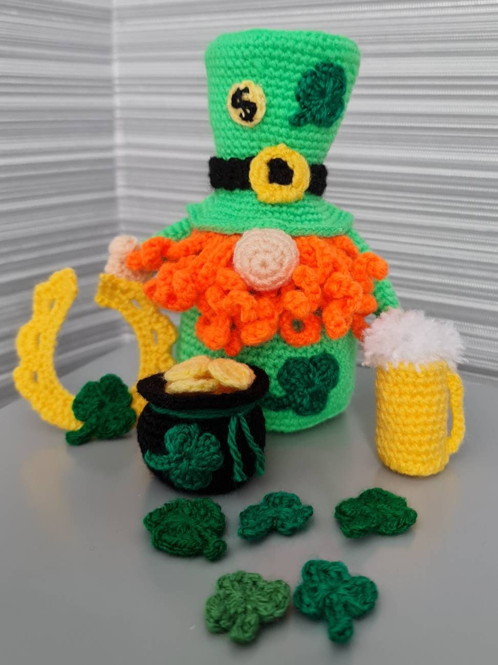 St Patricks gnomes couple crochet pattern, Holiday gnomes pdf