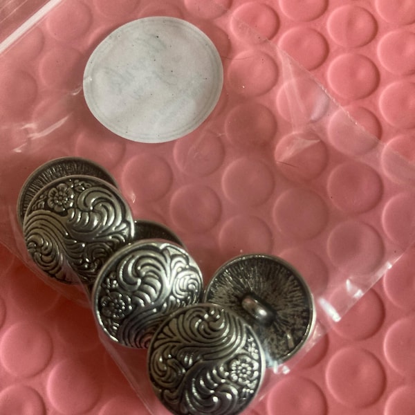 50g Quality Resin Buttons. Assorted Mix of Designs and Colours. Ideal ...