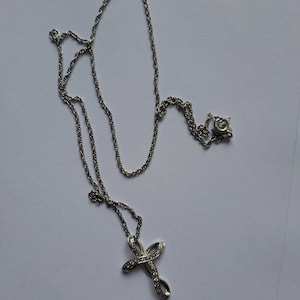Personalised Gold Locket Necklace, Six Photo Memory Keeper Locket, 18 ...