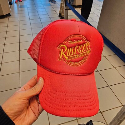 RUSTEZE Custom Trucker Adjustable Cap Disney Cars Hat Red Hat Lightning ...
