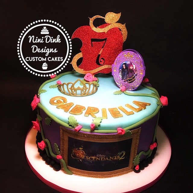 Disney Descendants 2 Party Supplies – Easy Cake Walk
