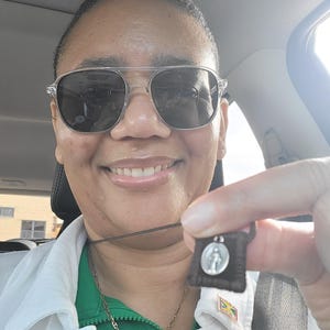 Luana added a photo of their purchase