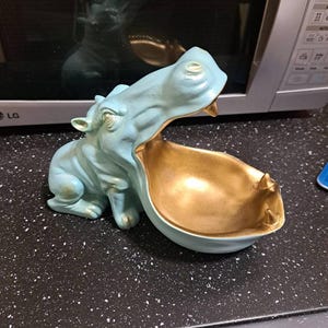 Pilar added a photo of their purchase