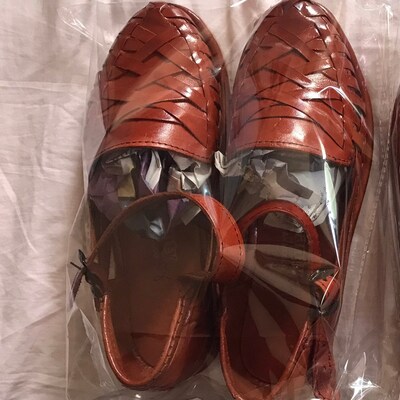 mexican huaraches for wide feet