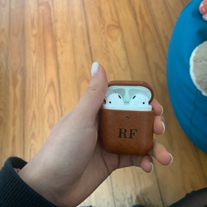 Beatriz added a photo of their purchase