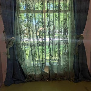 Gates added a photo of their purchase