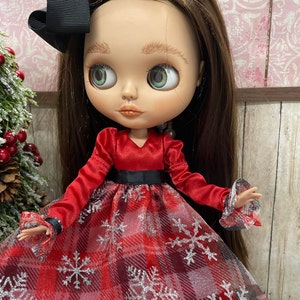 Laurie added a photo of their purchase