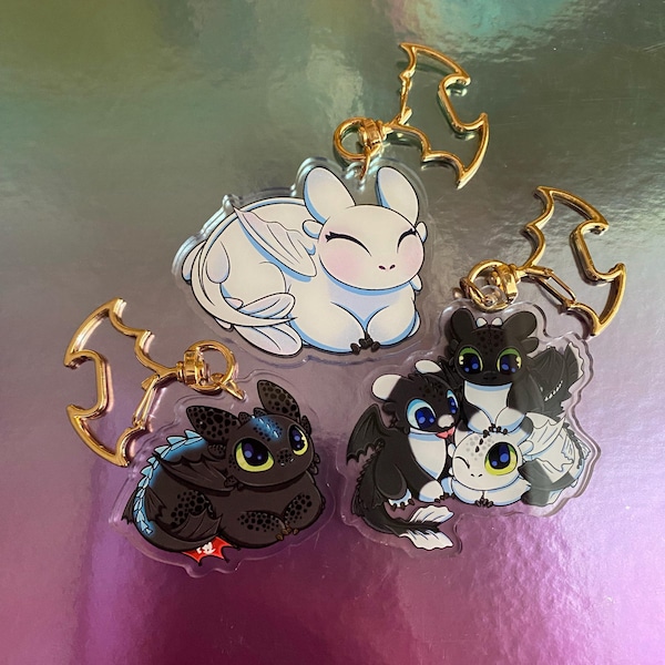 Toothless Loaf - How to Train Your Dragon Keychain - Etsy