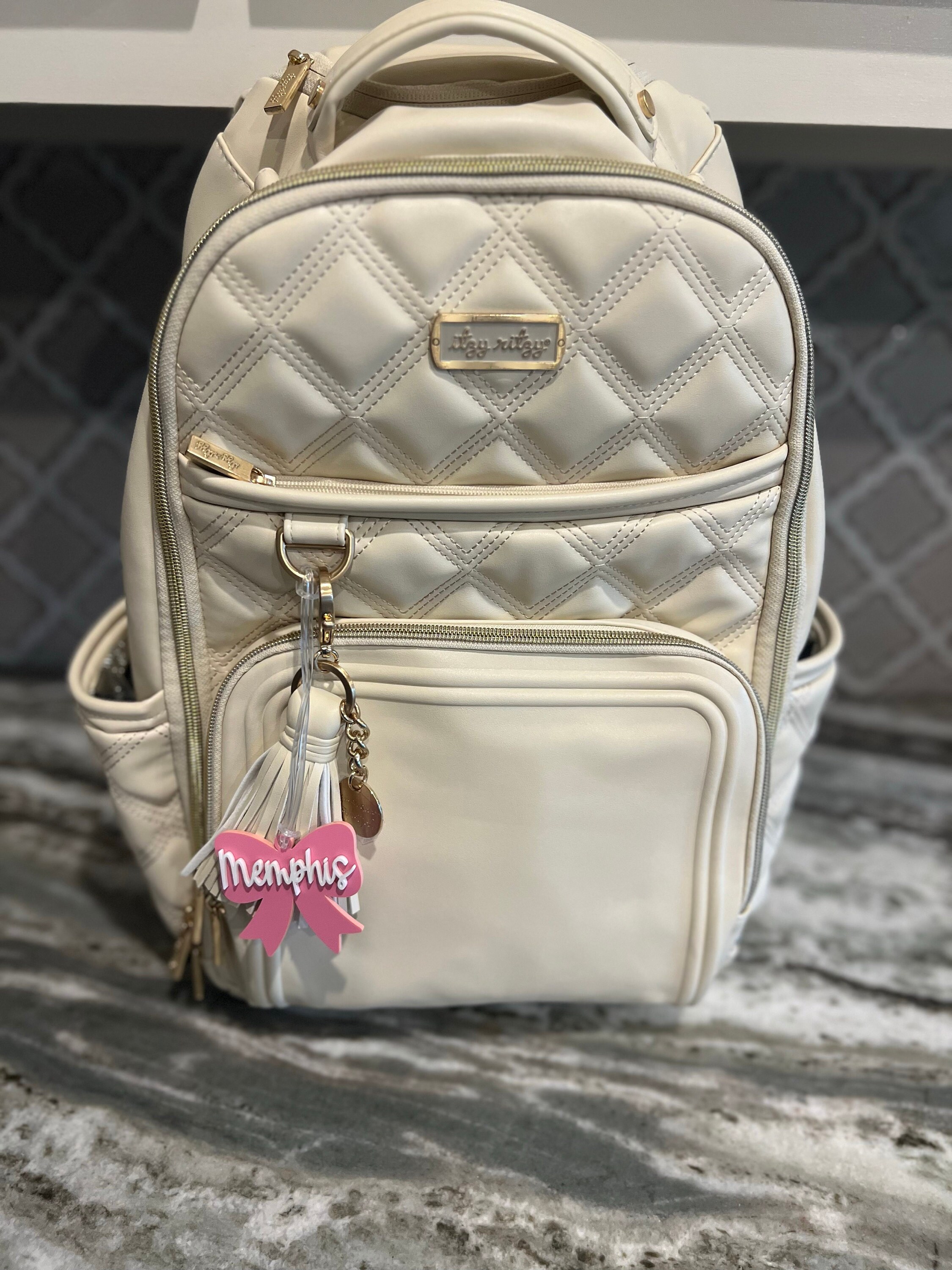 Custom Diaper Bag Tag Baby Girl Pink Bow Keychain Diaper Bag Acrylic Tag Bow Design Daycare Tag Pink Bow Aesthetic Keychain Backpack Tag