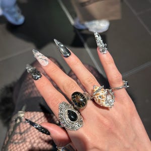 Mothicles added a photo of their purchase