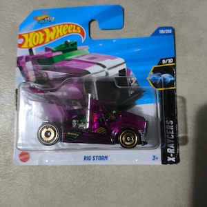 Filipe added a photo of their purchase