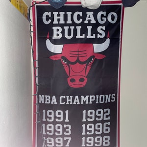 Complete Set of Chicago Bulls NBA Champions 6 Banners/Flags 18.5" x  11.5"