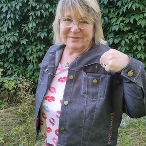 Renate added a photo of their purchase