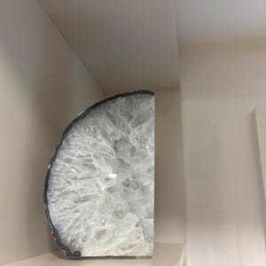 Natural Agate Geode Book Ends - 2 to 9 lbs - Brazilian Agate Bookends Pair Agate Crystal Bookends for Heavy Books - Agate Geode Book Stopper