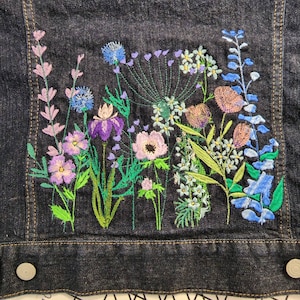 18 Wild Flowers Machine Embroidery Design, Floral Botanical Mini ...