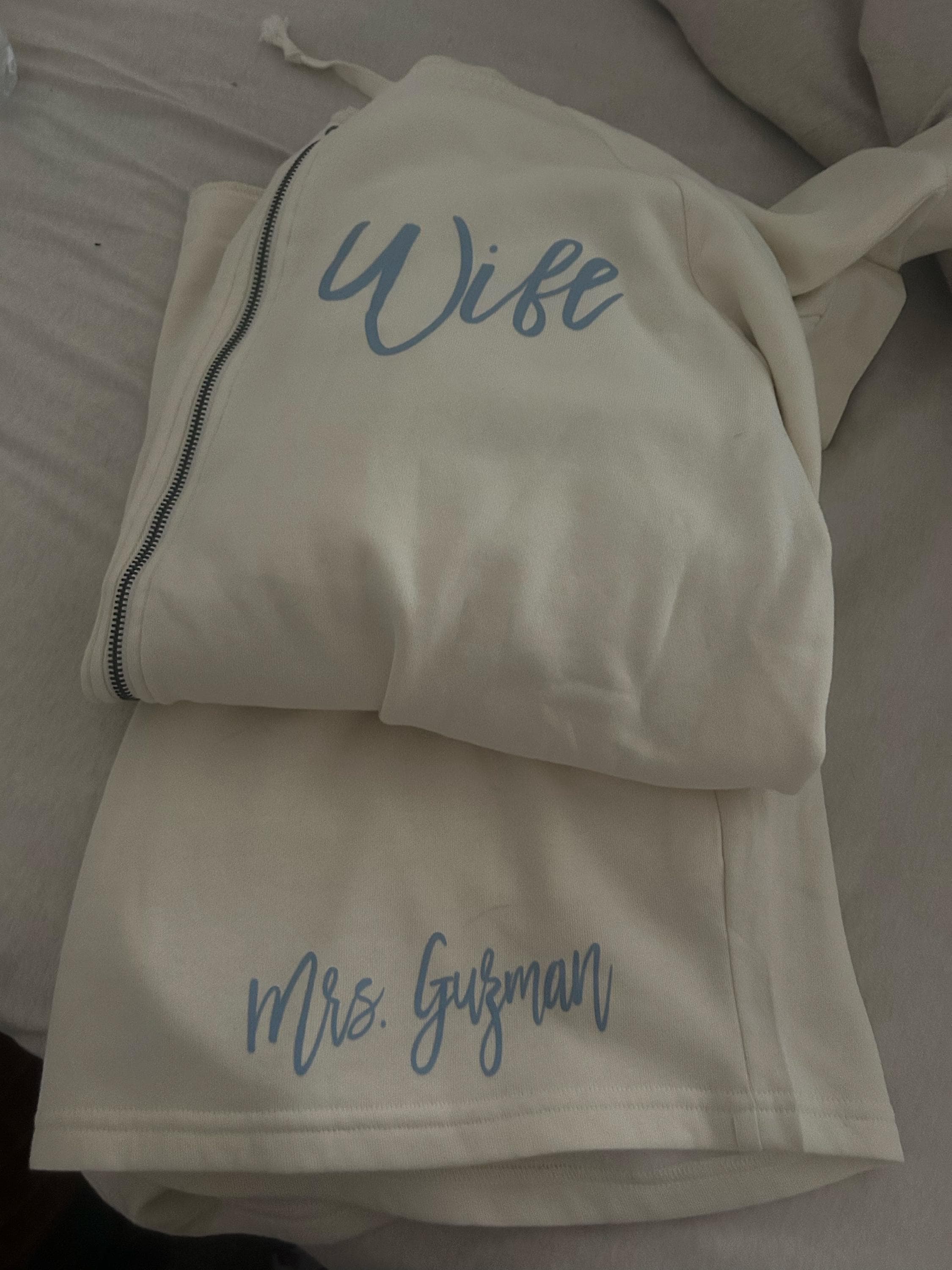 custom bridesmaid pajama set, bridal party pjs, bridesmaids getting ready outfit, bridesmaid sweatsuit, custom bridesmaid gift, sweatshirt