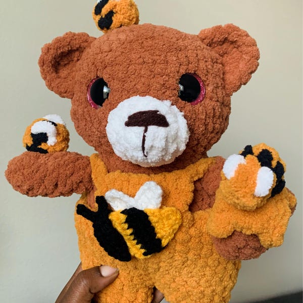 Bee Bear Easy Crochet Pattern – Amigurumi Plushie in Overalls (english ...