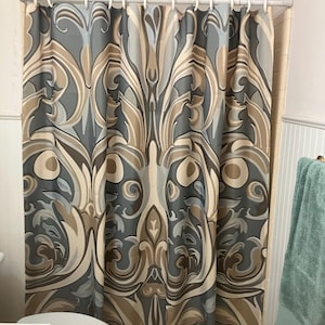 Janett added a photo of their purchase