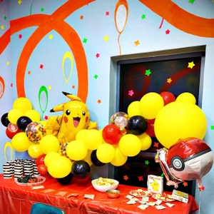 Guirnalda con Globos Tematica de Pikachu / Pikachu Themed Balloon Garland 