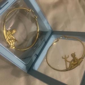 SARAHY added a photo of their purchase