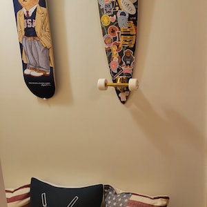 Support Mural Skate En Bambou - Design Moderne & Robuste - Pour Skate, Longboard, Snowboard - Installation Facile